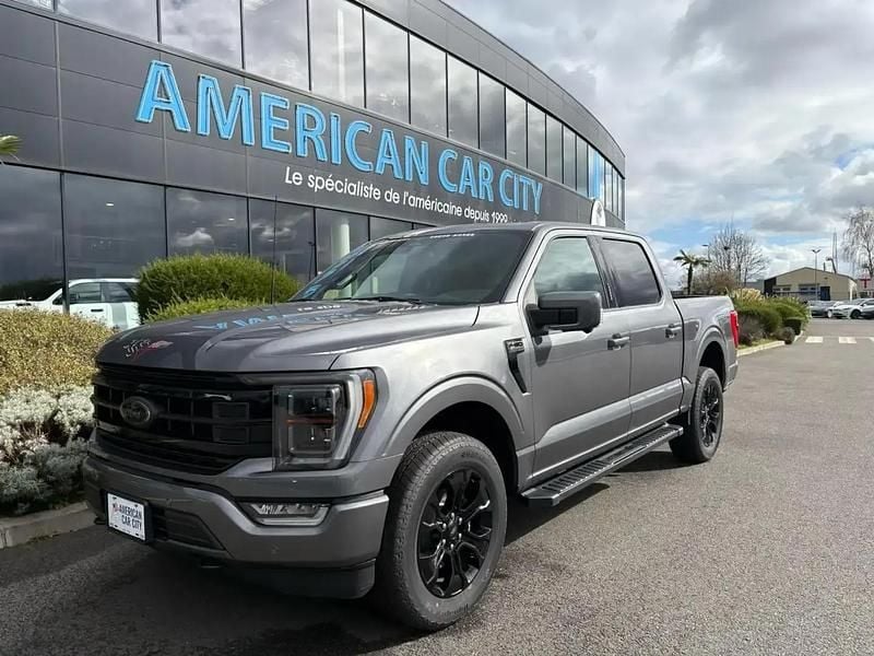 Gris Nouvelle 2025 Ford F-150 Lariat Pick-up | 86 900 € - Image 1/4