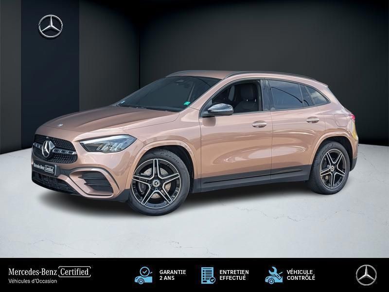 Rouge Utilisé 2023 Mercedes GLA200 AMG line SUV | 42 888 € (Prix cher) - Image 1/3