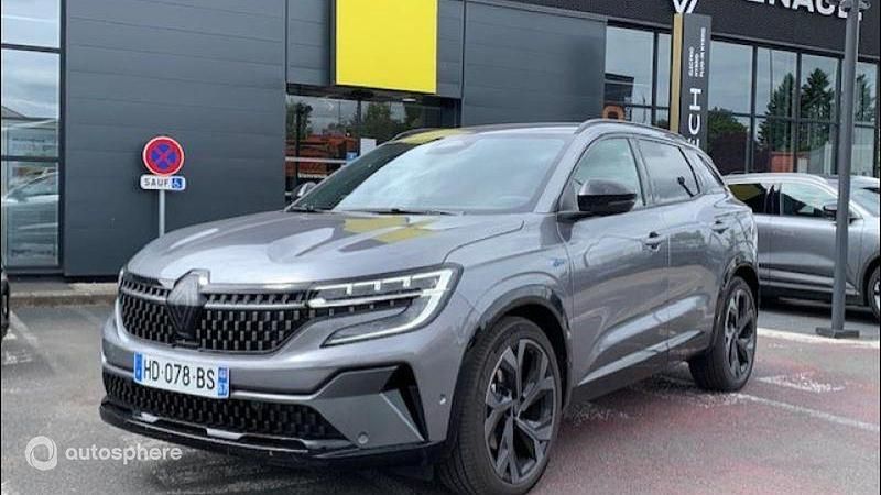 Gris Nouvelle 2025 Renault Austral Techno Esprit Alpine SUV | 38 999 € (Prix juste) - Image 1/4