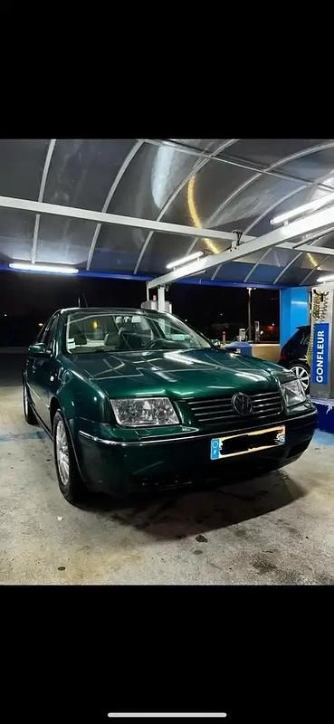 Utilisé 2004 VW Bora Berline | 3 200 € - Image 1/4