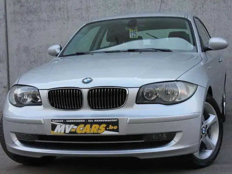Argent Utilisé 2009 BMW 118 Citadine | 7 000 € (Prix juste) - Image 1/4
