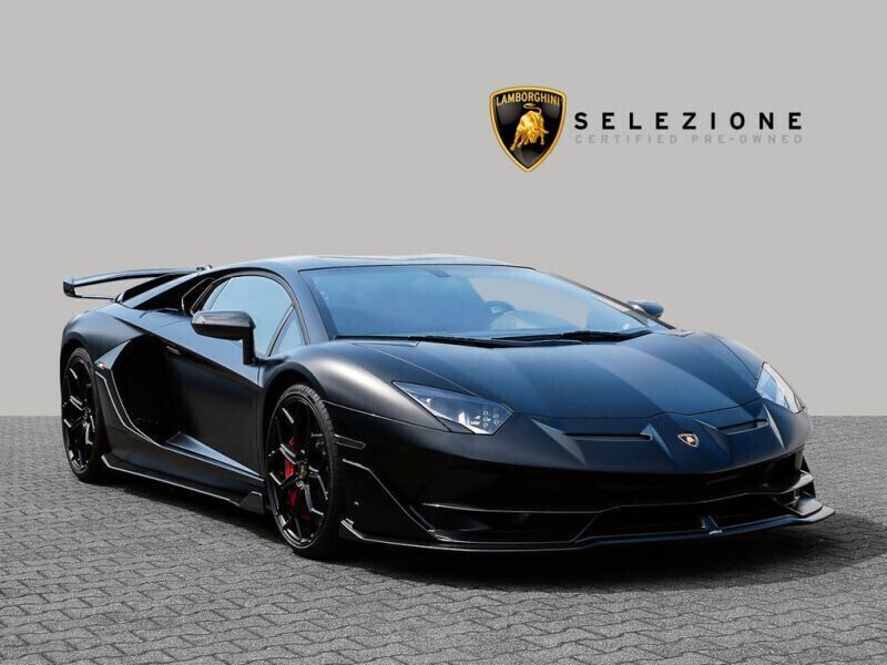 Noir mat Utilisé 2021 Lamborghini Aventador Cabriolet | 751 000 € - Image 1/4