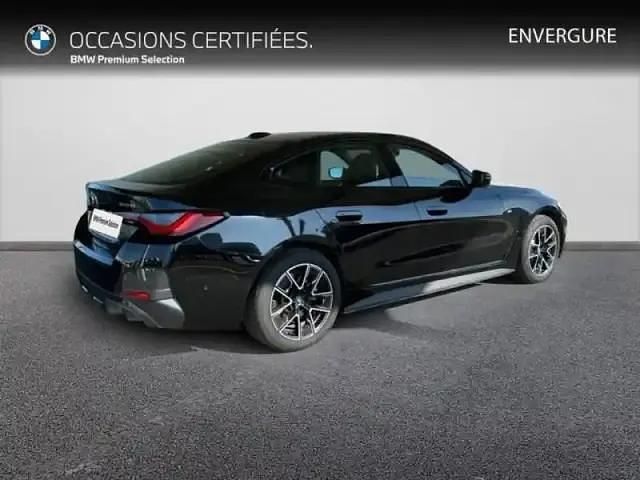 Occasion BMW i4 M Sport 210 kW (286 ch) 2023 Saphirschwarz métallisé Berline
