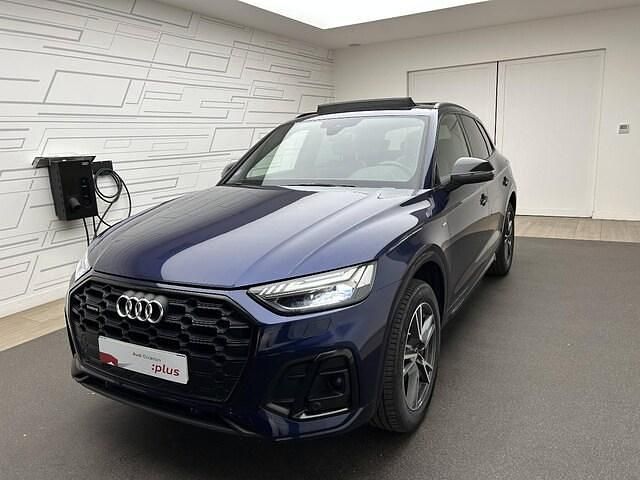 Bleu navarre métallisé Utilisé 2023 Audi Q5 S-Line SUV | 48 990 € (Prix juste) - Image 1/4