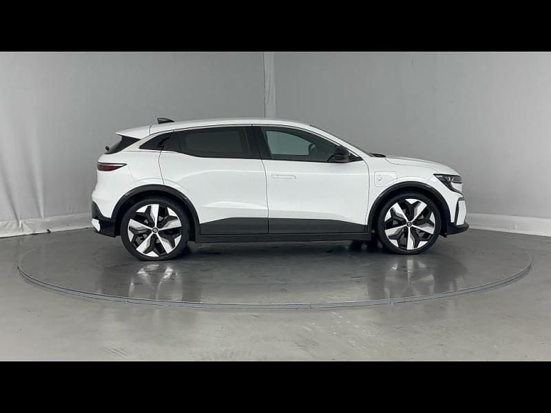 Occasion Renault Megane E-Tech Techno 161 kW (220 ch) 2022 Blanc Berline