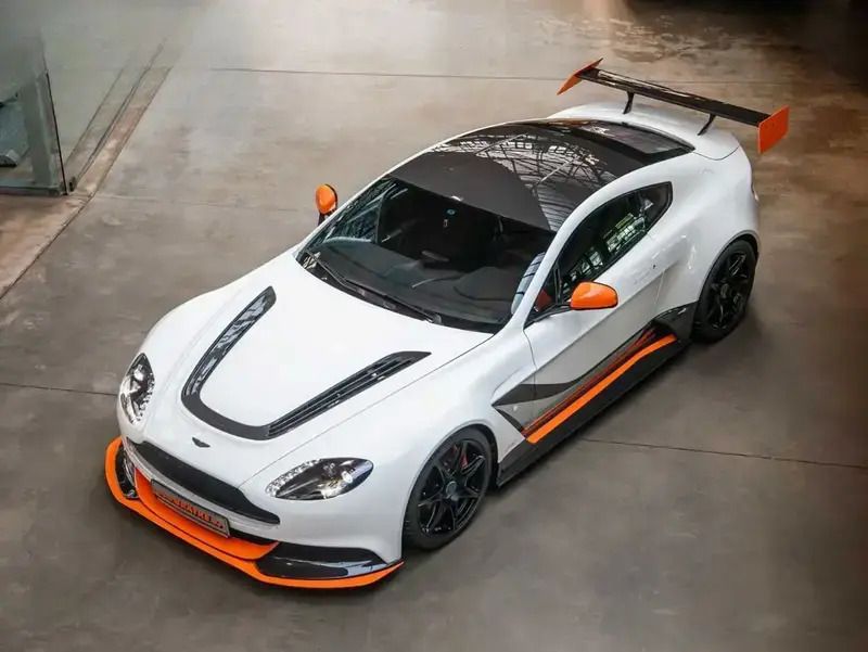Blanc Utilisé 2016 Aston Martin V12 Vantage Coupé | 316 700 € - Image 1/4