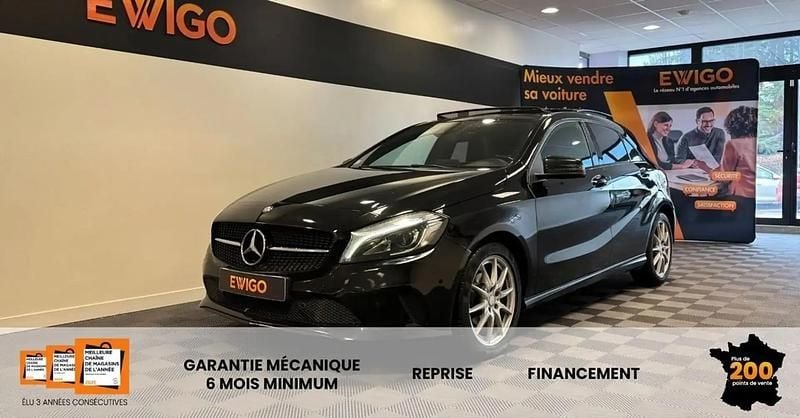 Noir Occasion 2015 Mercedes A180 Berline | 11 990 € (Prix juste) - Image 1/4