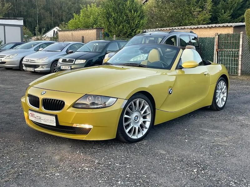 Jaune Utilisé 2006 BMW Z4 Sport Line Cabriolet | 17 890 € - Image 1/4