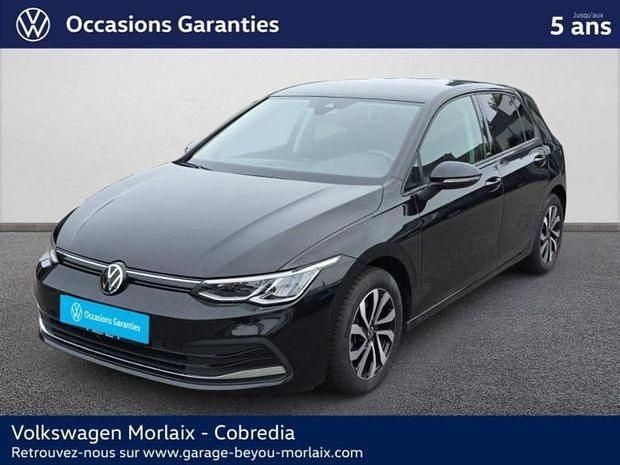 Noir Utilisé 2022 VW Golf VIII Active | 24 990 € (Prix juste) - Image 1/4