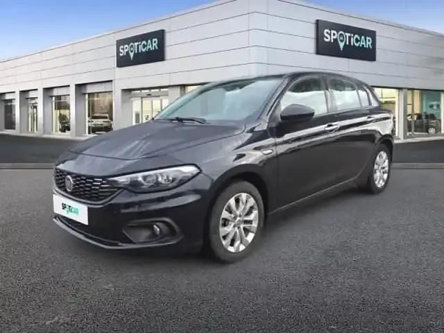 Noir cinema métallisé Occasion 2019 Fiat Tipo Easy Berline | 10 990 € (Prix juste) - Image 1/4