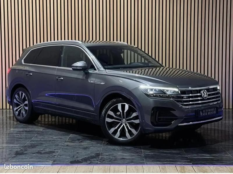 Gris Utilisé 2019 VW Touareg SUV | 44 000 € (Prix juste) - Image 1/4