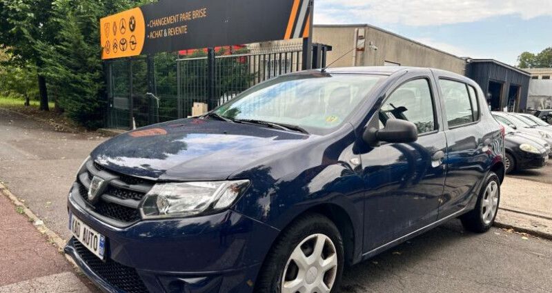 Utilisé 2014 Dacia Sandero Ambiance Citadine | 5 995 € - Image 1/4