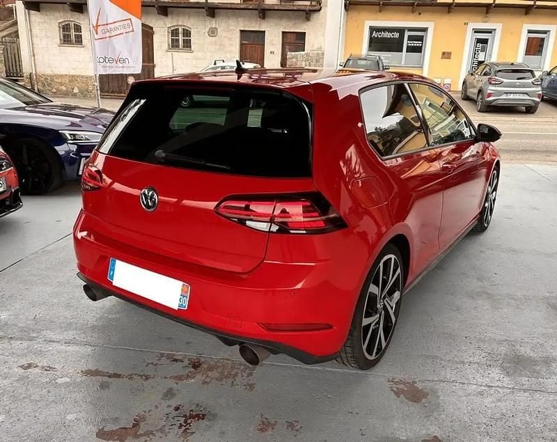 Occasion VW Golf VII GTI 245 ch (180 kW) 2019 Rouge Berline