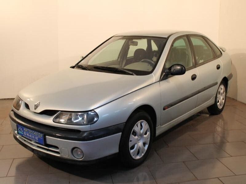 Occasion Renault Laguna 110 ch (80 kW) 2000 Gris Berline