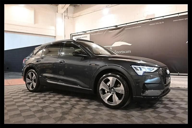 Noir Utilisé 2020 Audi e-tron S-Line SUV | 26 950 € (Prix juste) - Image 1/4