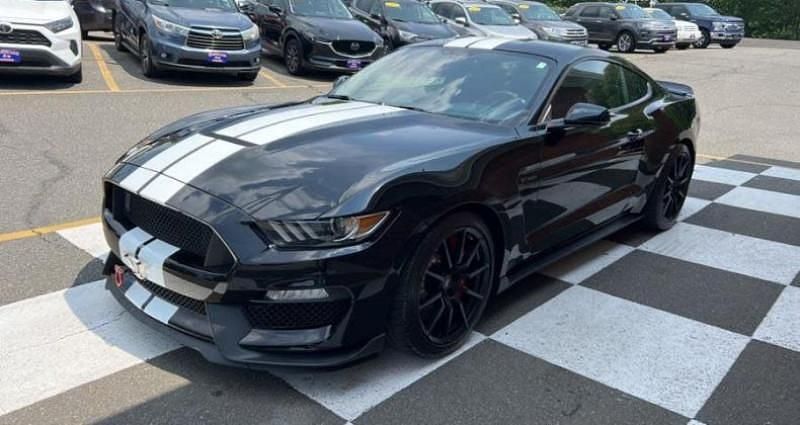 Noir Utilisé 2017 Ford Mustang Coupé | 81 573 € (Prix assez cher) - Image 1/4