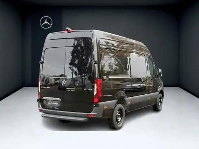 Nouvelle Mercedes Sprinter 2025 Noir Van