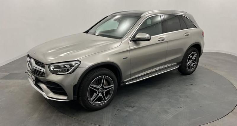 Utilisé 2021 Mercedes GLC300e AMG line | 44 900 € (Prix assez cher) - Image 1/4