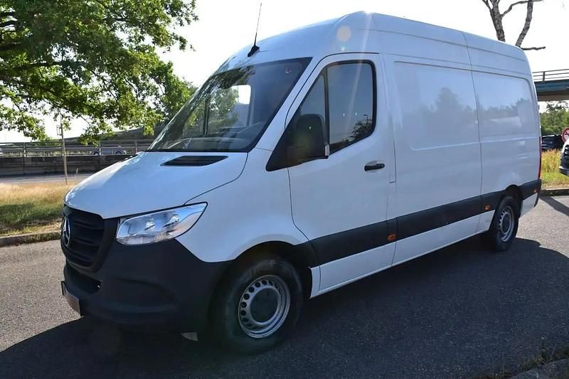 Blanc Utilisé 2021 Mercedes Sprinter Van | 24 490 € - Image 1/4