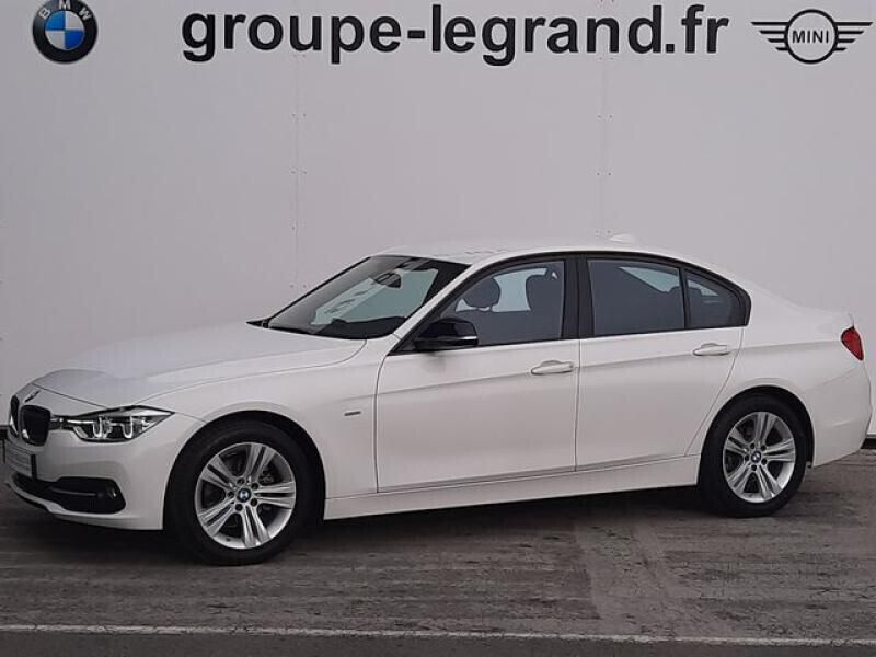 Utilisé 2016 BMW 318 Sport Line Berline | 22 489 € (Prix assez cher) - Image 1/4