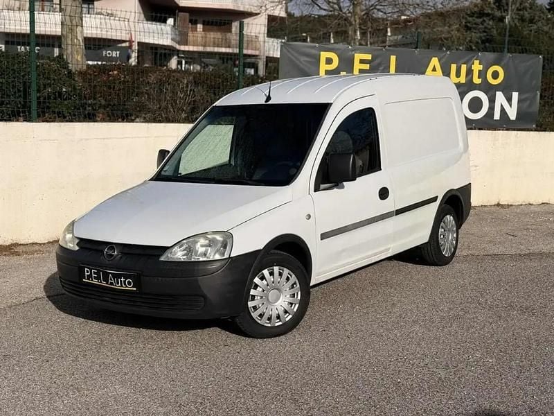 Occasion Opel Combo 65 ch (47 kW) 2003 Blanc Van