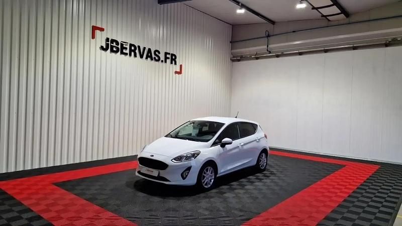 Blanc Occasion 2020 Ford Fiesta Cool & Connect Berline | 10 990 € (Prix juste) - Image 1/4
