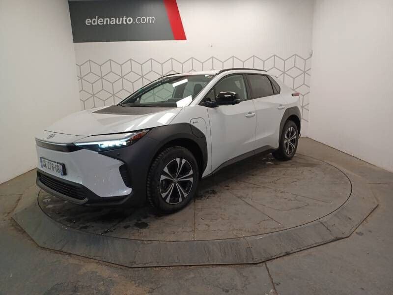 Blanc Utilisé 2024 Toyota bZ4X SUV | 34 990 € (Prix assez cher) - Image 1/4