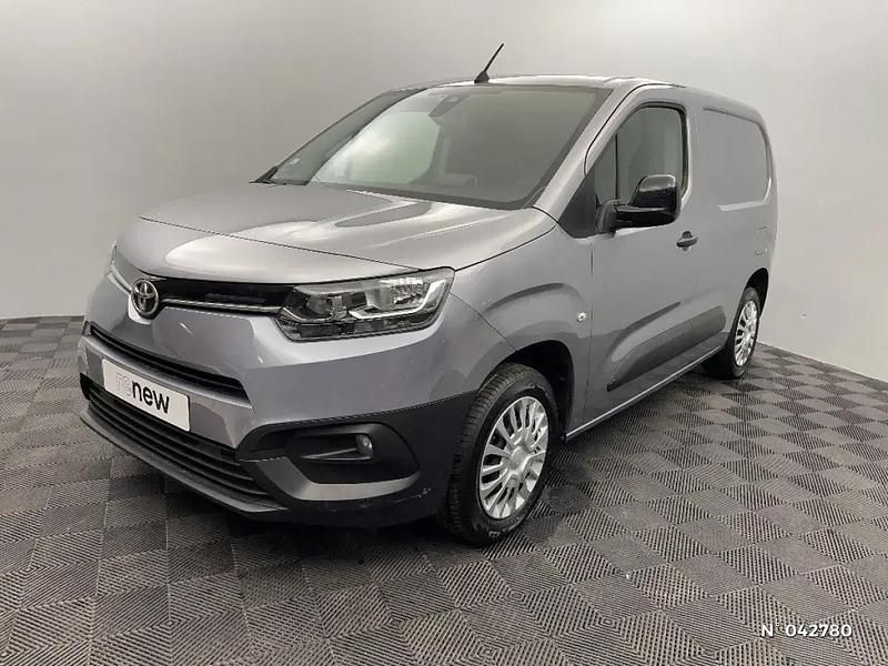 Gris Occasion 2023 Toyota Proace Active Van | 19 990 € (Prix juste) - Image 1/4