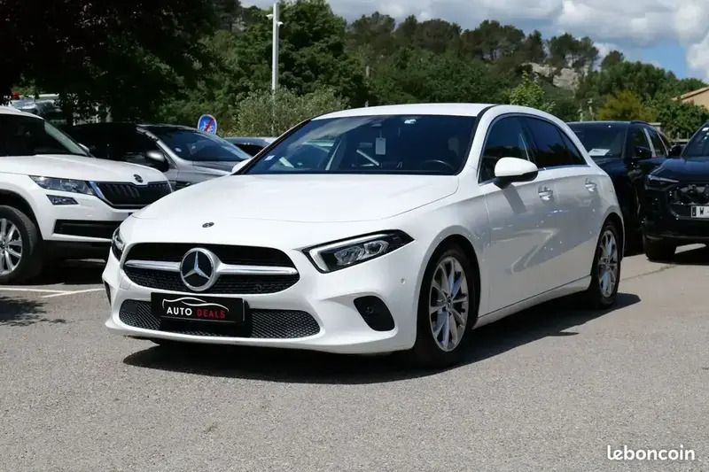 Blanc Utilisé 2019 Mercedes A180 Progressive Berline | 21 990 € (Prix juste) - Image 1/4