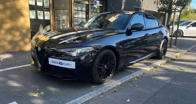 Utilisé 2016 Alfa Romeo Giulia Super Berline | 18 990 € (Prix juste) - Image 1/4