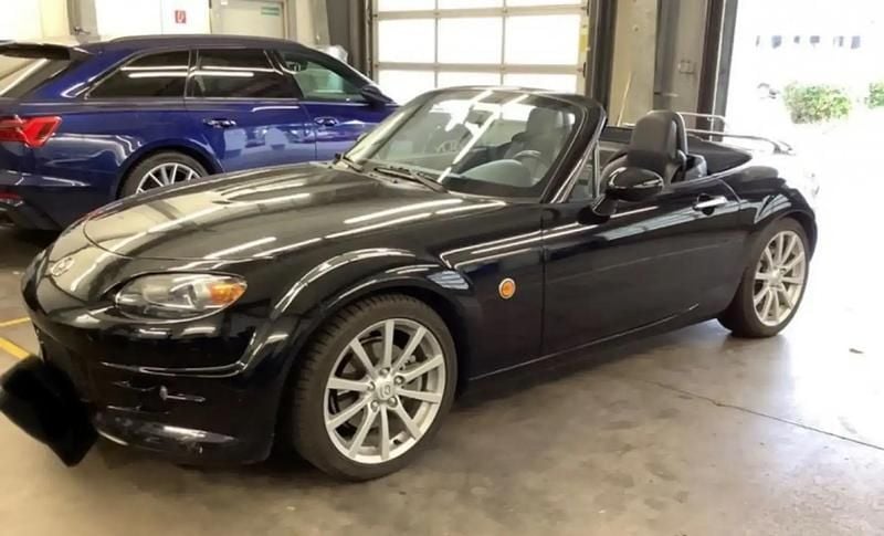 Noir Utilisé 2006 Mazda MX5 Cabriolet | 14 900 € - Image 1/4