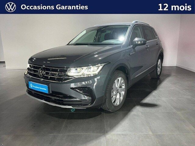 Utilisé 2022 VW Tiguan Elegance SUV | 33 990 € (Prix juste) - Image 1/4