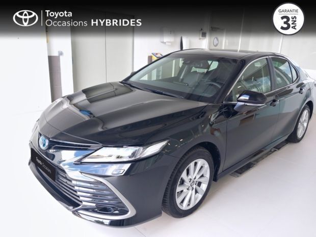 Noir Utilisé 2024 Toyota Camry Business Edition Berline | 37 980 € (Super prix) - Image 1/4