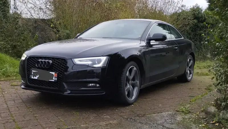 Noir Utilisé 2012 Audi A5 Ambiente Coupé | 16 000 € - Image 1/2