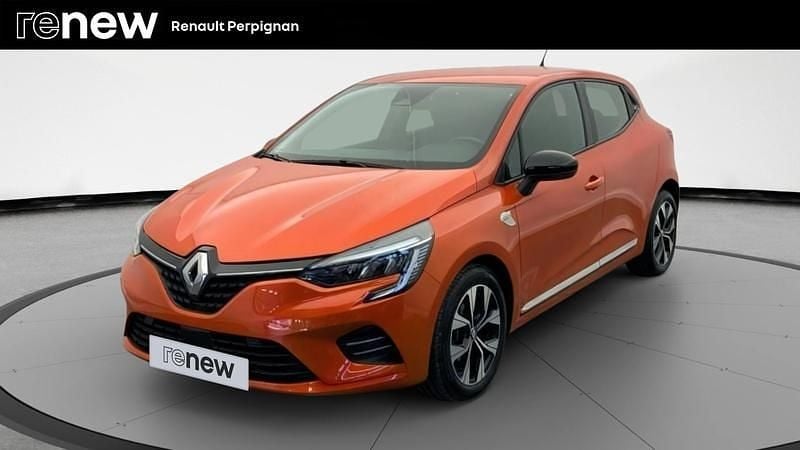 Orange Utilisé 2022 Renault Clio V LIMITED Citadine | 15 189 € (Prix juste) - Image 1/4