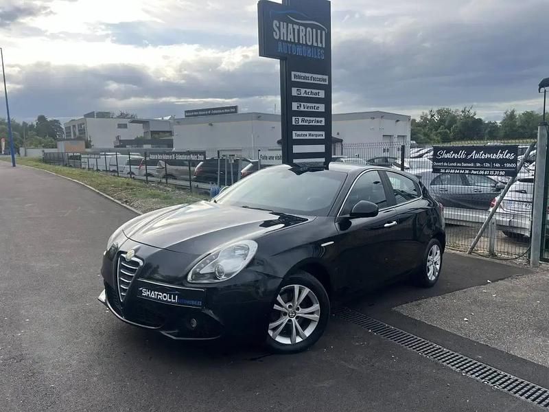 Noir Utilisé 2013 Alfa Romeo Giulietta Distinctive Citadine | 3 490 € - Image 1/4