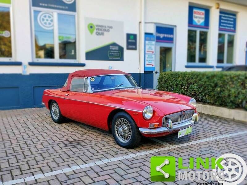 Rouge Utilisé 1963 MG B Cabriolet | 25 000 € - Image 1/2