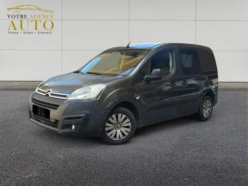 Gris Occasion 2017 Citroën Berlingo Feel Monospace | 10 490 € (Super prix) - Image 1/4
