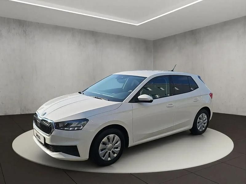 Blanc Utilisé 2022 Skoda Fabia Ambition Berline | 15 300 € (Prix assez cher) - Image 1/4