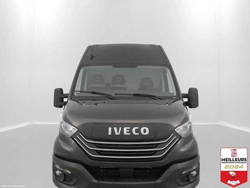 Occasion Iveco Daily 156 ch (114 kW) 2022 Noir Van