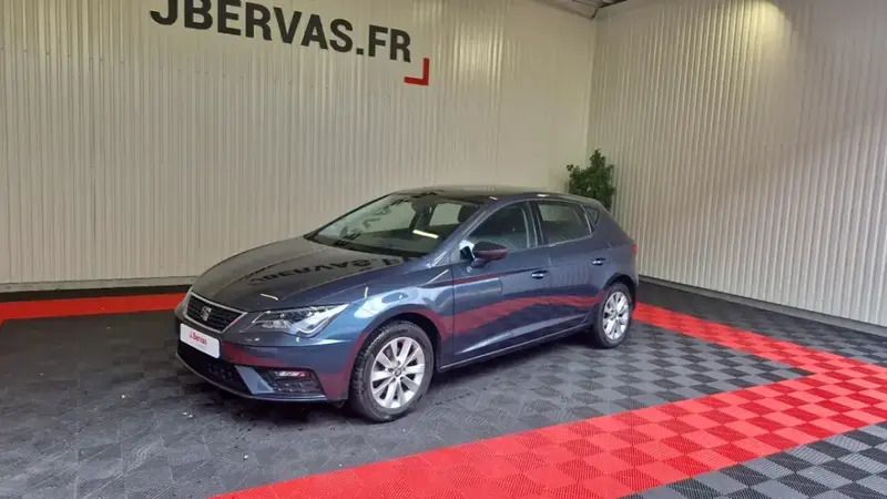 Utilisé 2020 Seat Leon Business Berline | 13 990 € (Prix juste) - Image 1/4