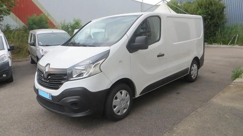 Blanc Utilisé 2017 Renault Trafic Van | 13 333 € (Prix juste) - Image 1/4