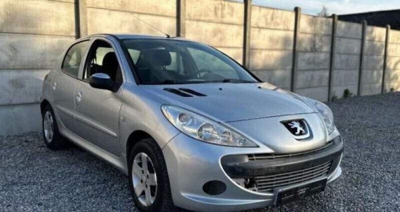 Utilisé 2009 Peugeot 206+ Citadine | 3 490 € - Image 1/4