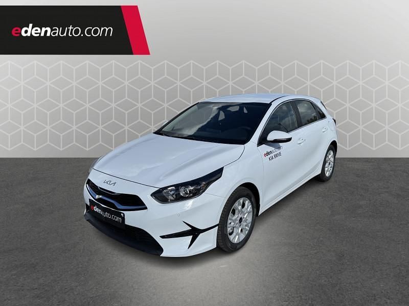 Blanc Utilisé 2024 Kia Ceed Active Berline | 21 690 € (Prix juste) - Image 1/4
