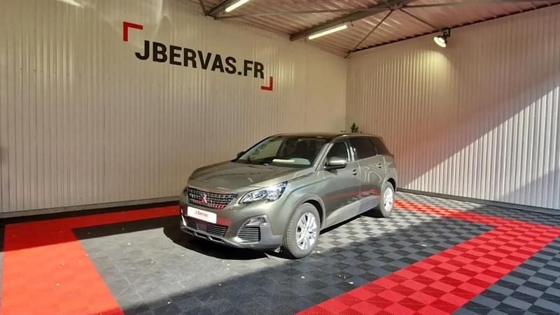 Utilisé 2020 Peugeot 5008 Active Monospace | 18 990 € (Super prix) - Image 1/4