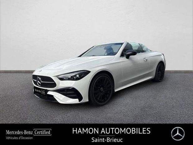 Blanc Utilisé 2025 Mercedes CLE220 AMG line | 79 300 € - Image 1/4