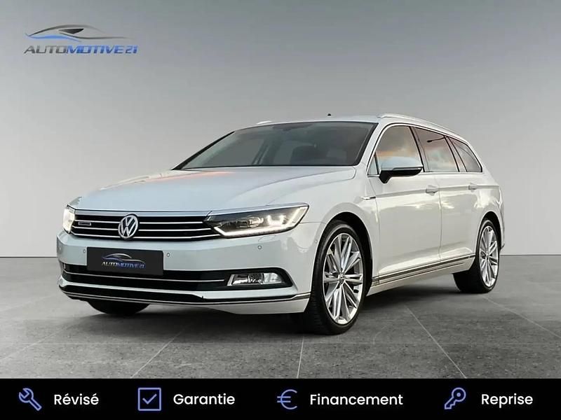 Blanc Utilisé 2016 VW Passat Edition Break | 14 990 € - Image 1/4