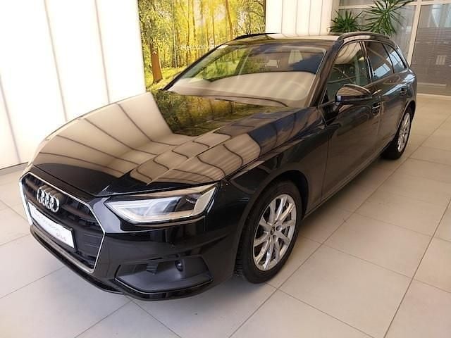 Noir mythe métallisé Occasion 2022 Audi A4 Break | 26 490 € (Super prix) - Image 1/4