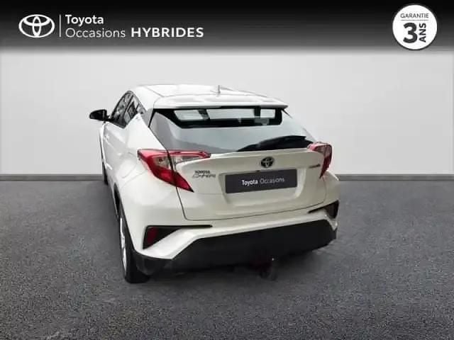 Occasion Toyota C-HR 122 ch (89 kW) 2018 Blanc pur SUV