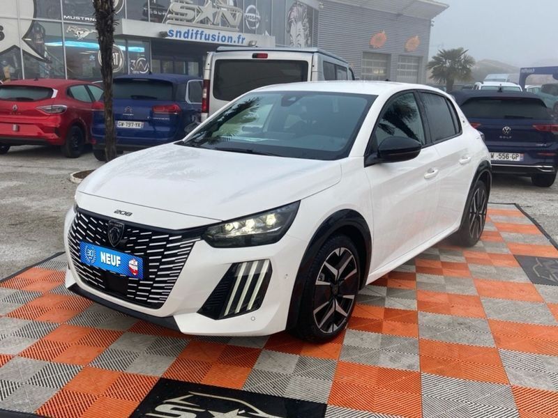 Blanc banquise Nouvelle 2024 Peugeot 208 GT Citadine | 25 650 € (Prix juste) - Image 1/4